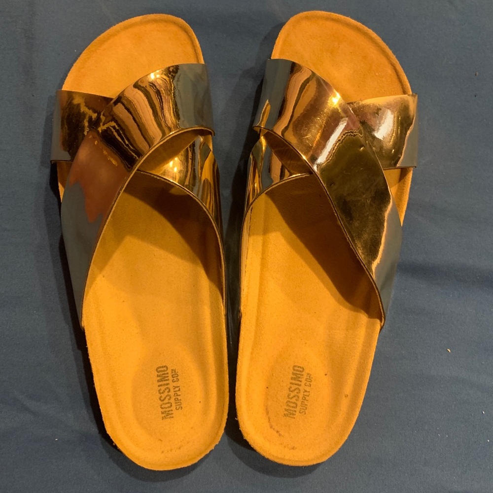 Sandles